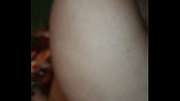 Cerezarosa69 – Me encontré a un viejo amigo y cuando me contó lo que mucho que me deseaba, me puse en cuatro como si perrita.